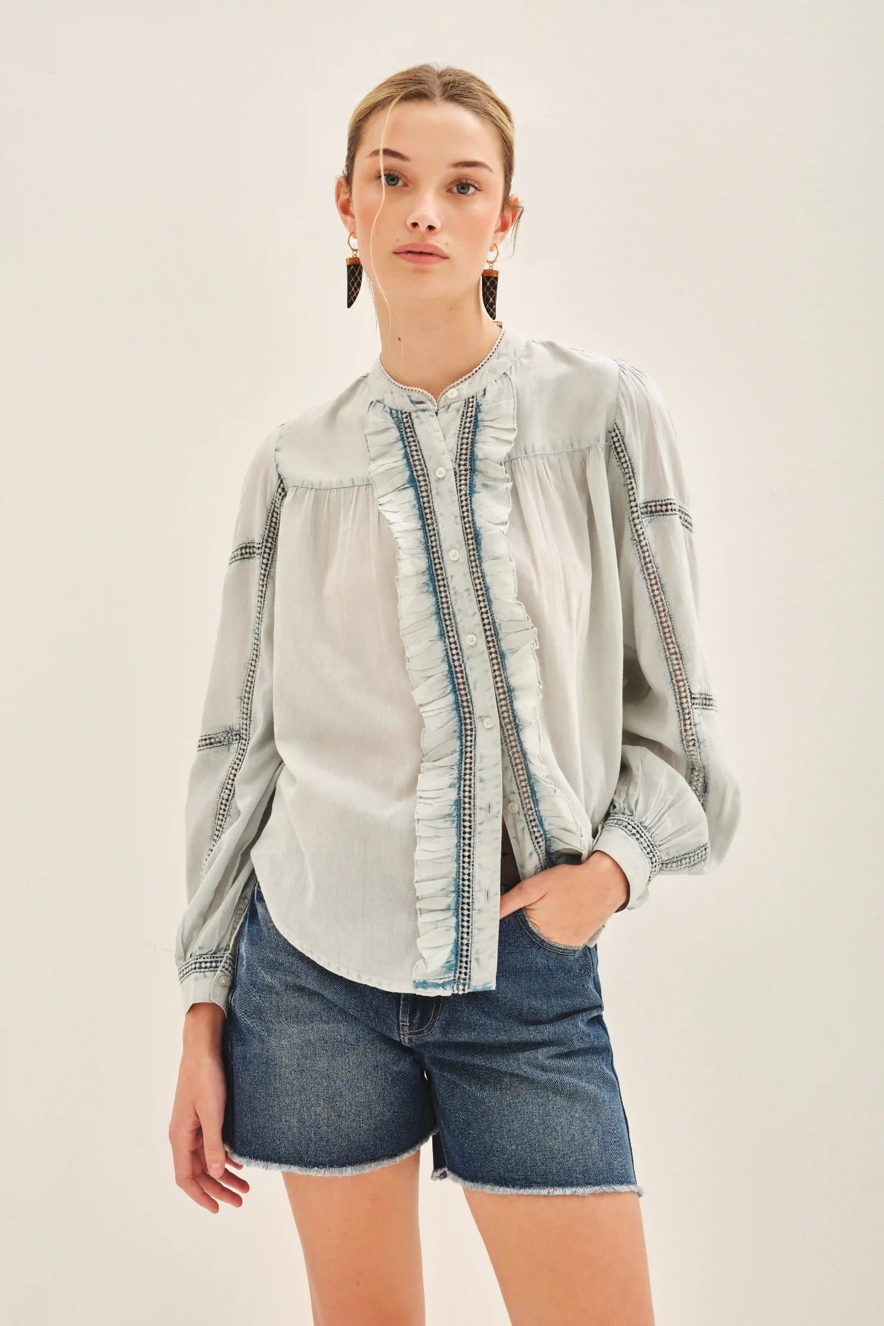 CAMISA BEGONIA FRILLS